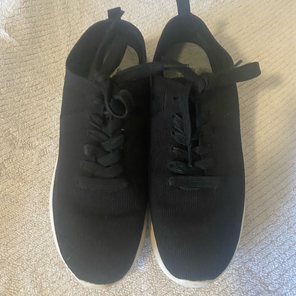 Clark’s cloudsteppers size 8.5 black